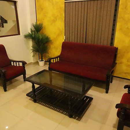 Shanthi Residency Pathanamthitta Екстер'єр фото