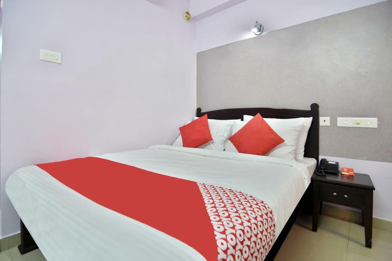 Shanthi Residency Pathanamthitta Екстер'єр фото